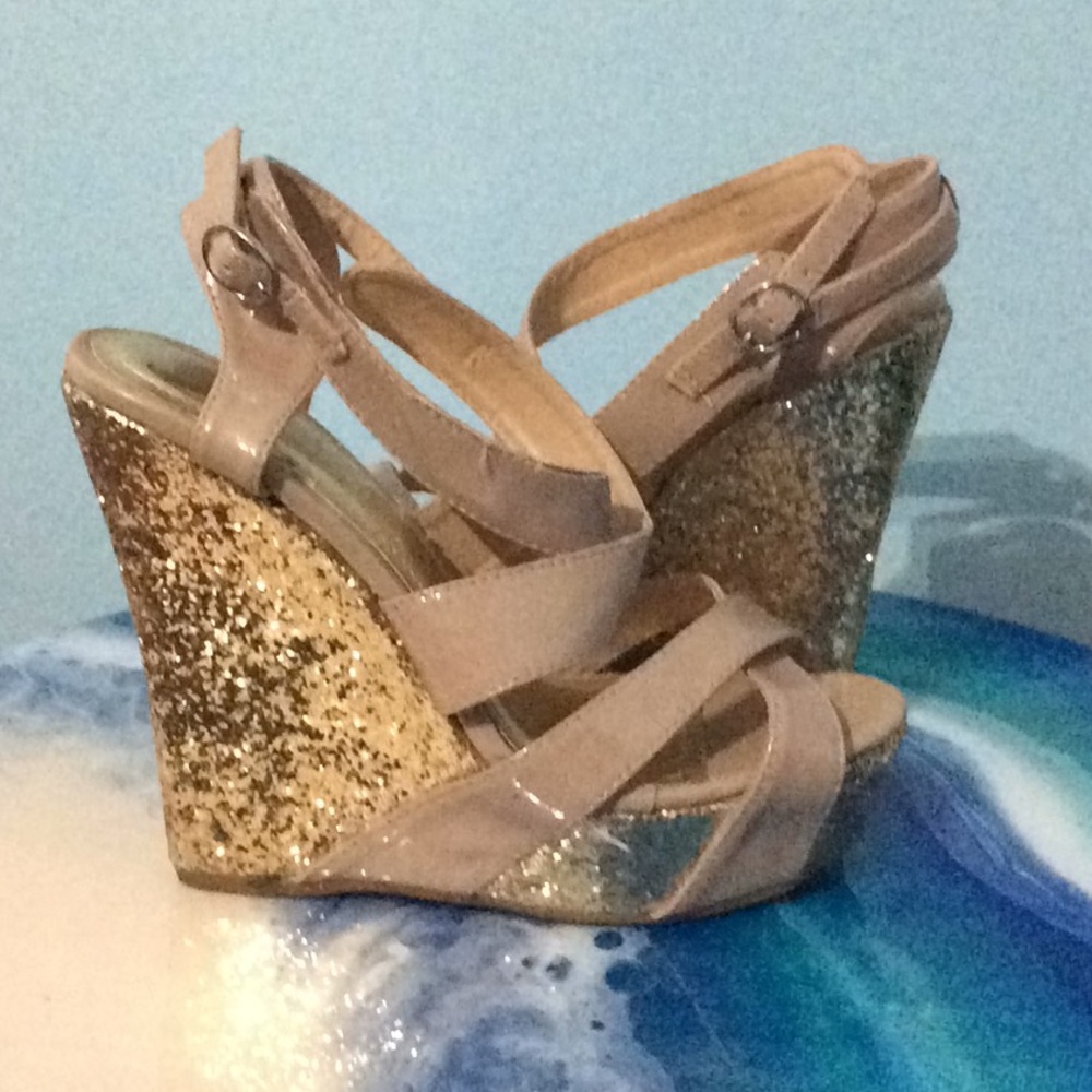 Glitter wedges